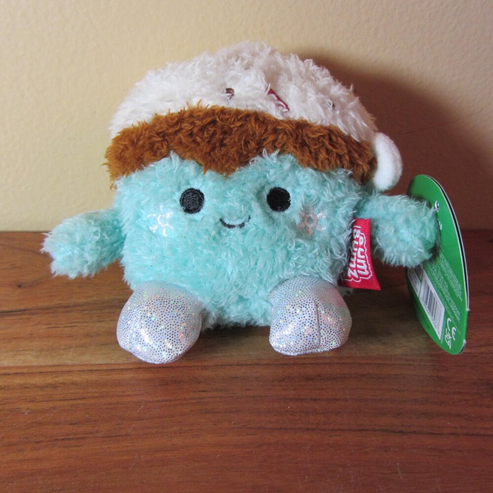 3 for $36 - plush bum bumz 4.5" Hallie NWT 2023 Russ (W4114)